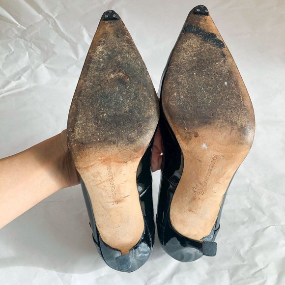 Manolo Blahnik black patent leather mary jane 4" high heel pumps Sz 39 - Picture 9 of 9